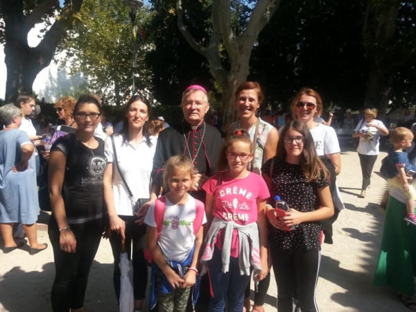 OBITELJ - IZVOR ŽIVOTA I RADOSTI