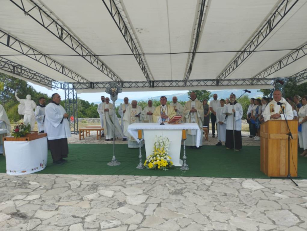 Proslava blagdana sv. Ilije proroka, za&scaron;titnika samostana-duhovnog centra "Karmel sv. Ilije" na Bu&scaron;kom jezeru