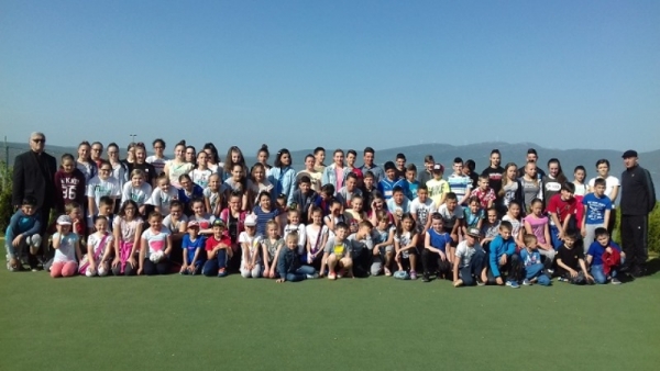 Pjevači, svirači i ministranti na izletu u Eco selu Grabovici